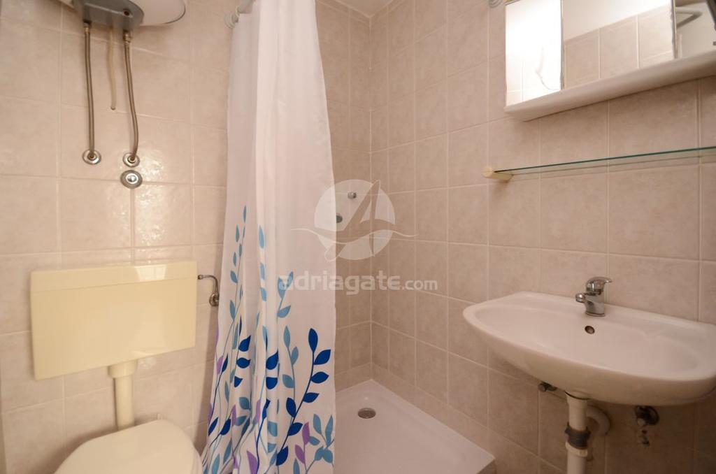 Apartments Mira Veleniki Стая снимка